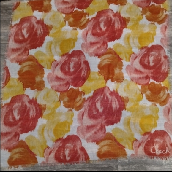 Gift Box & Multicolor Floral Print Scarf - Picture 10 of 10